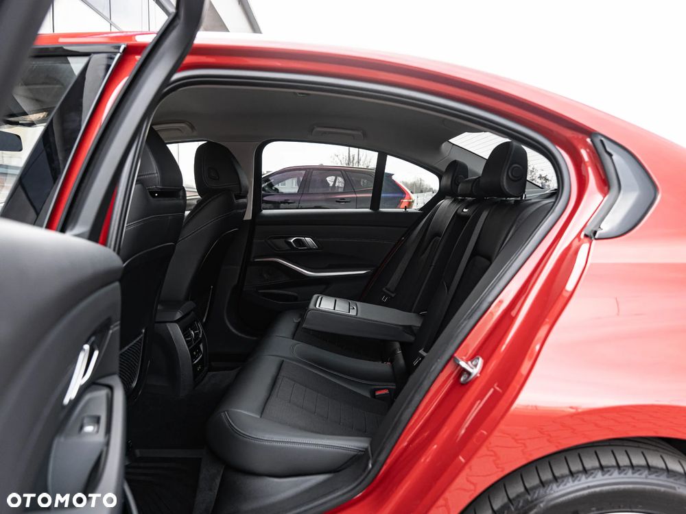 BMW Seria 3 330e Advantage sport - 29