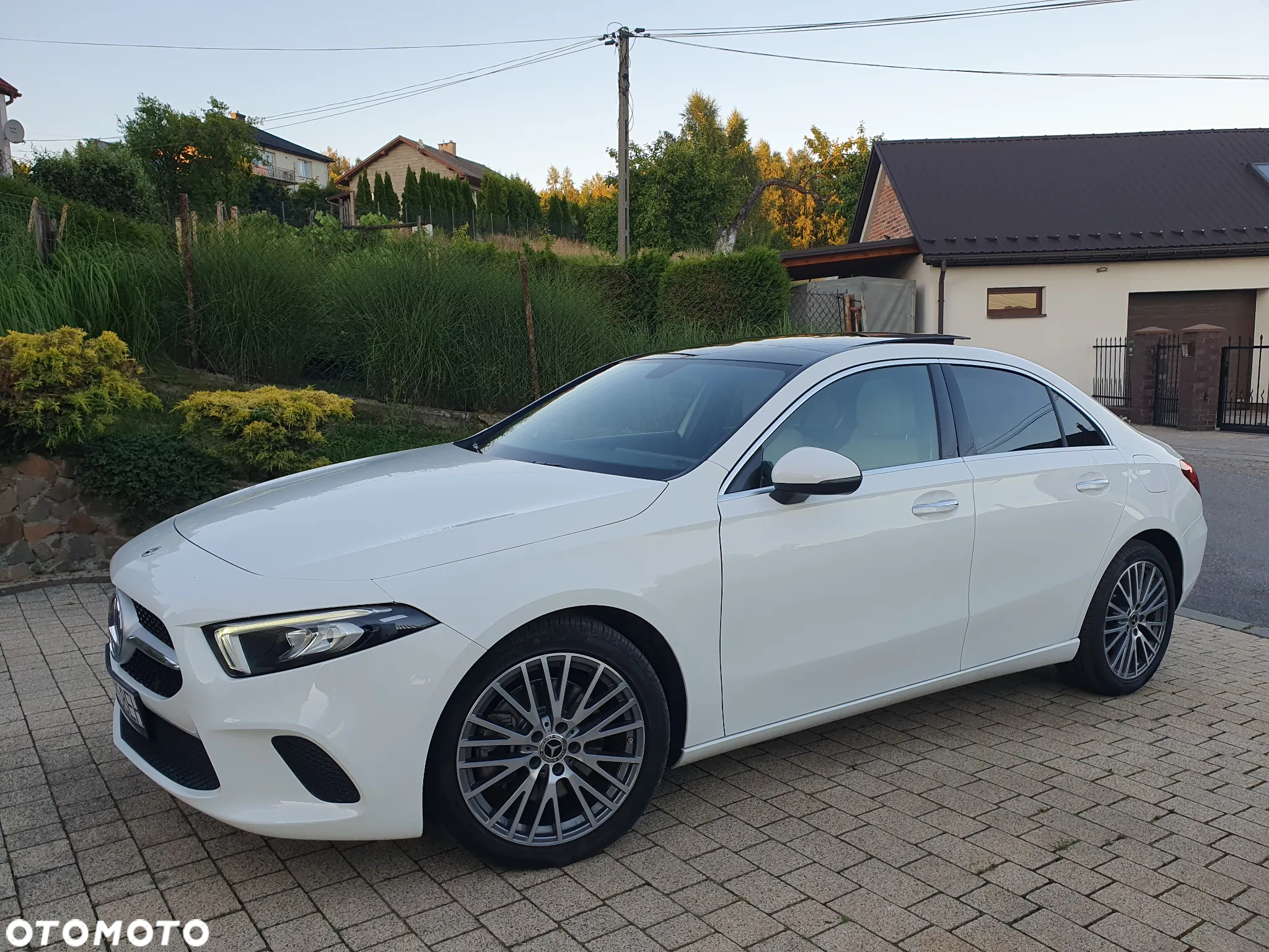 Mercedes-Benz Klasa A 220 4-Matic Style 7G-DCT - 40