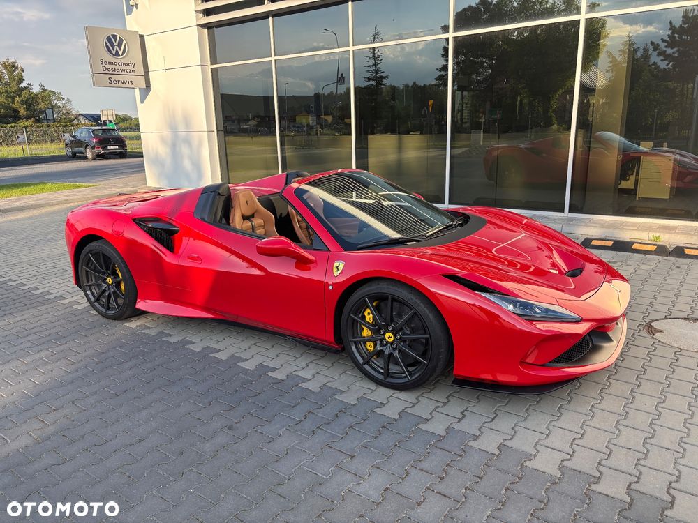 Ferrari F8 Spider - 2