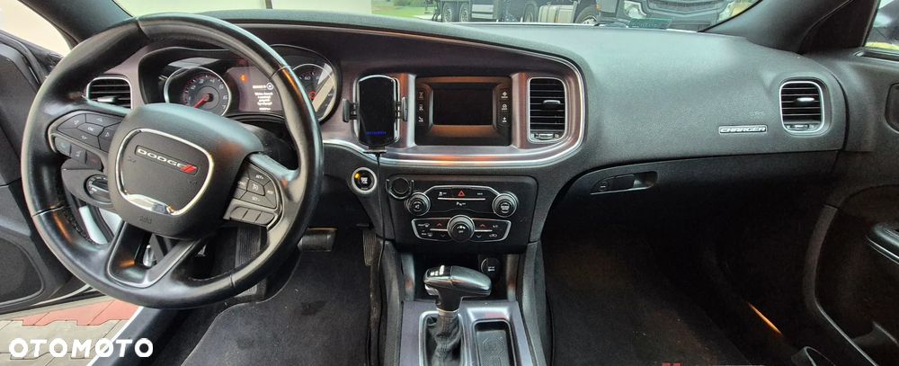 Dodge Charger 3.6 GT - 9