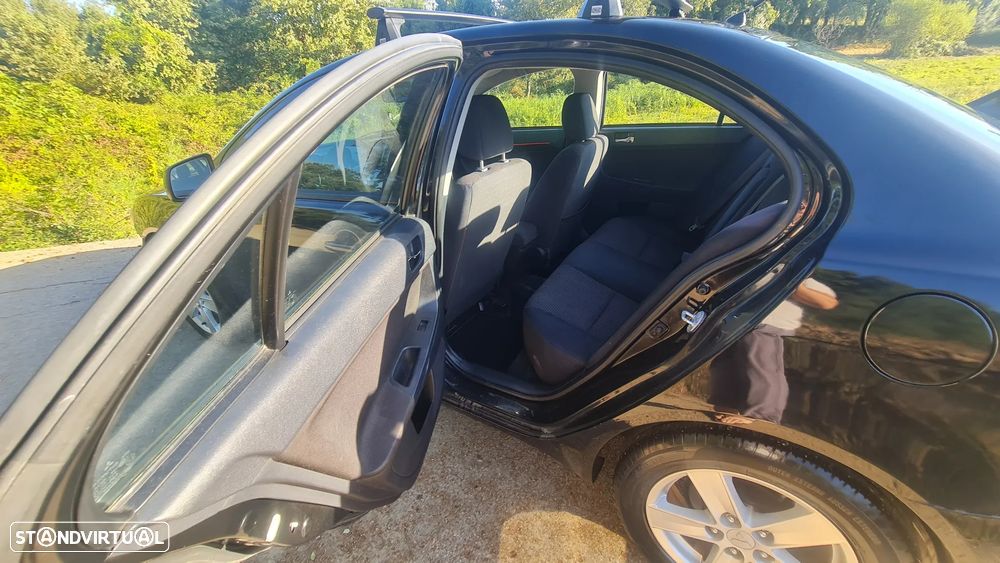 Mitsubishi Lancer 1.5 Invite - 8