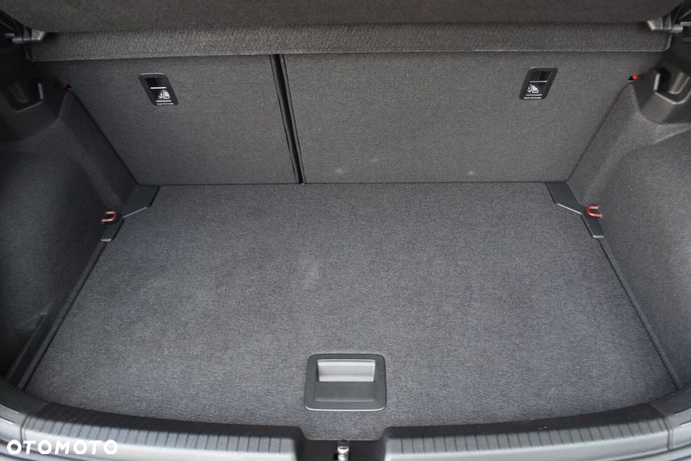 Volkswagen Polo - 37