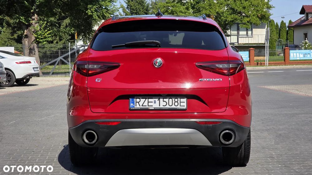 Alfa Romeo Stelvio 2.0 Turbo Super Q4 - 6