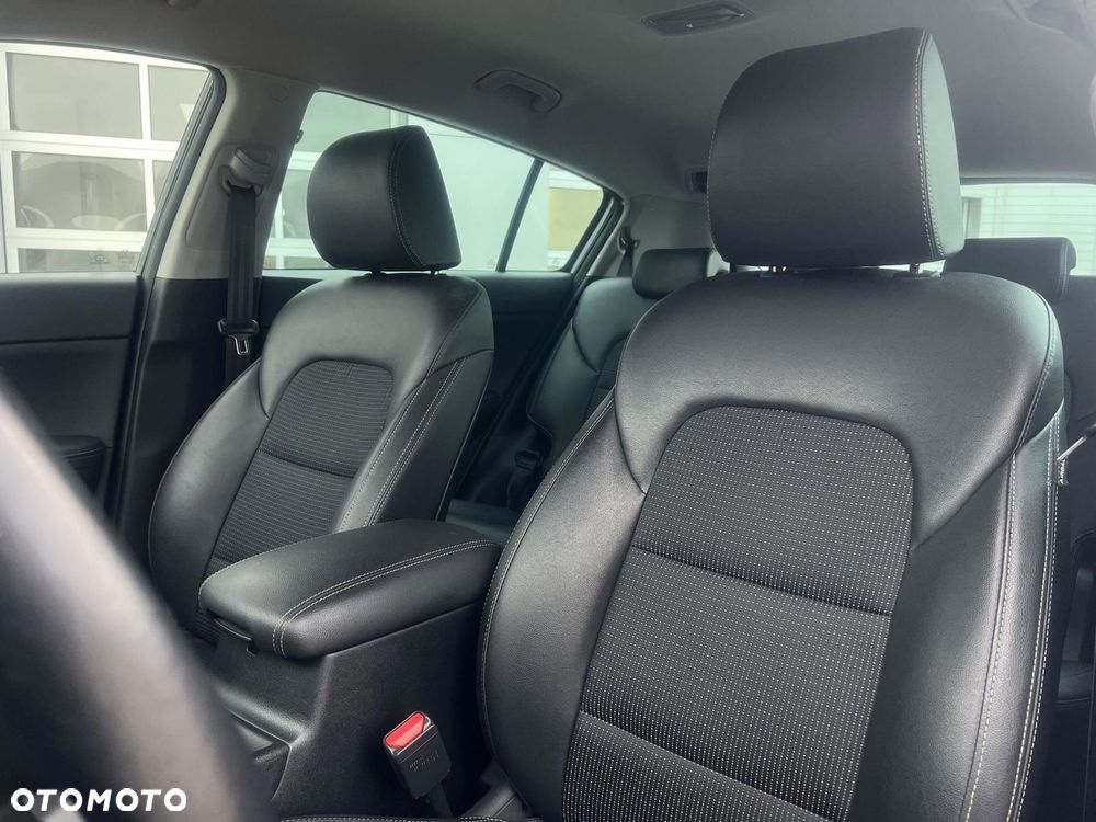 Kia Sportage 1.6 T-GDI Black Edition 2WD DCT - 12