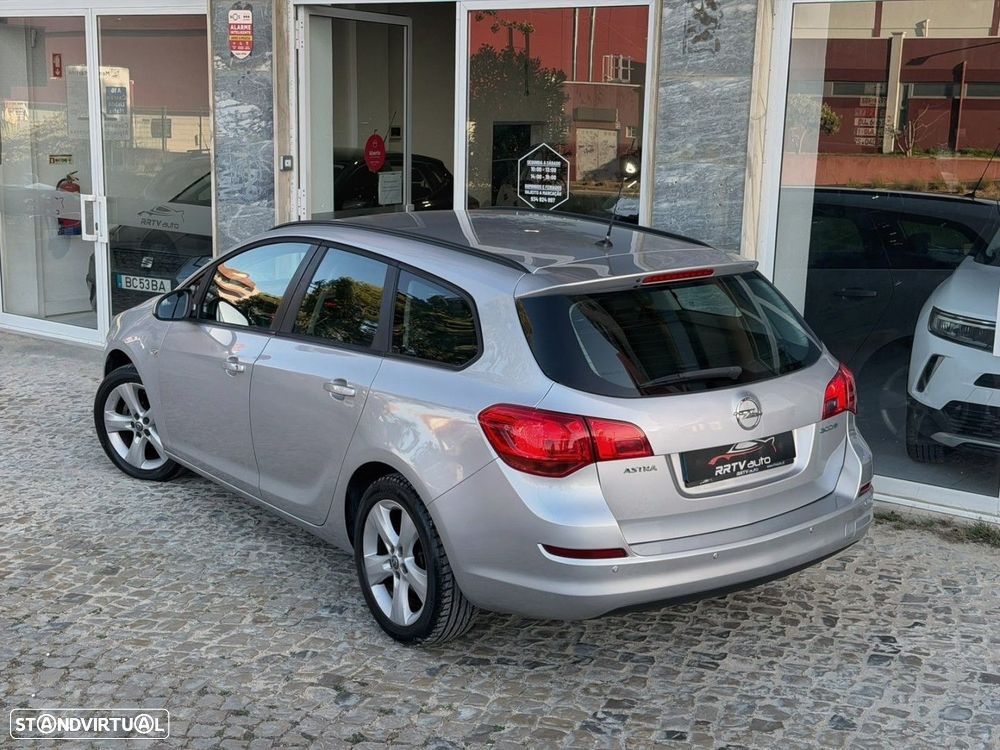 Opel Astra Sports Tourer 1.3 CDTi Enjoy S/S - 2