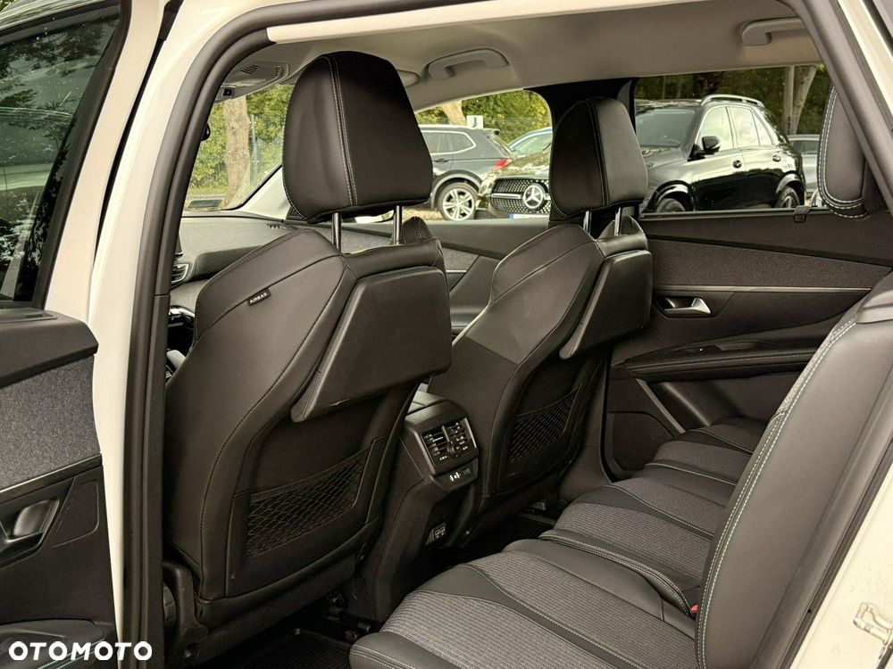 Peugeot 5008 - 15