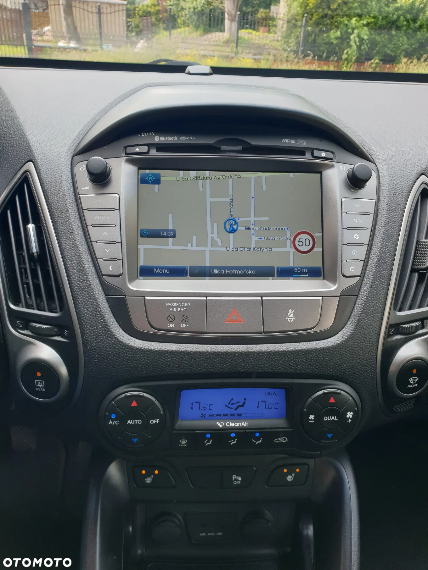 Hyundai ix35 1.7 CRDi 2WD blue Finale Gold - 8