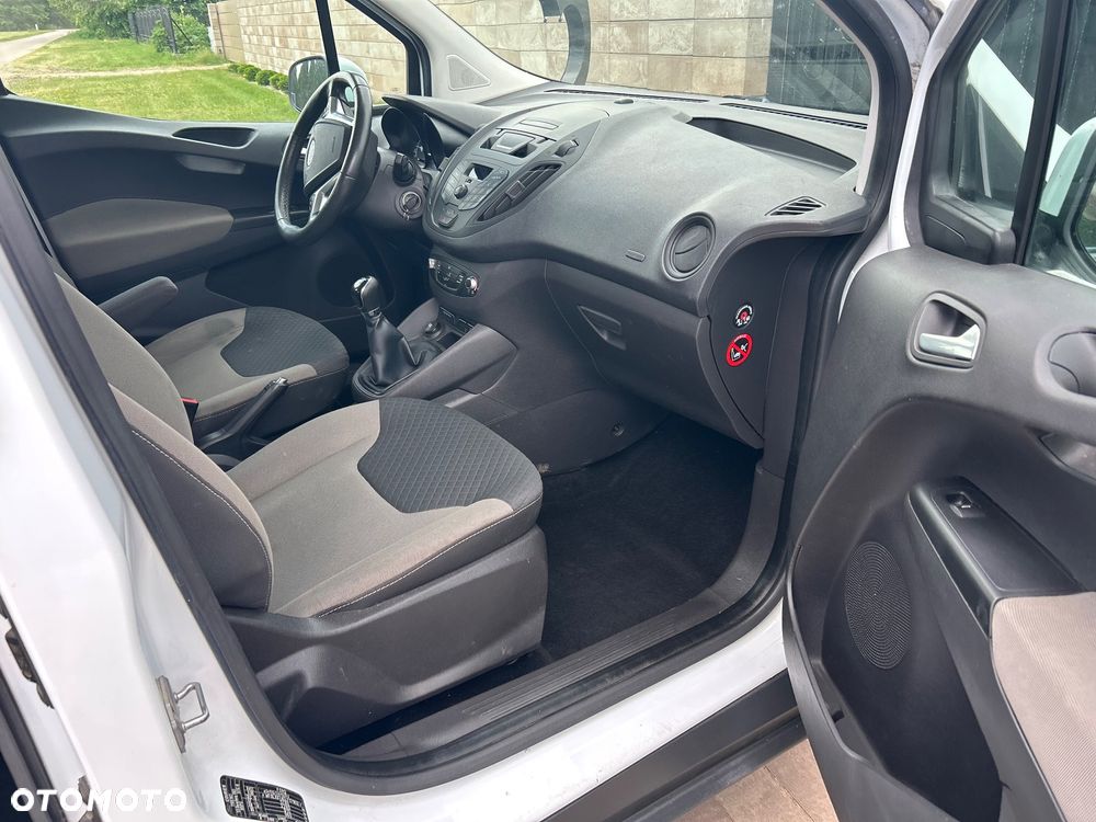 Ford Tourneo Courier 1.5 TDCi Titanium - 10