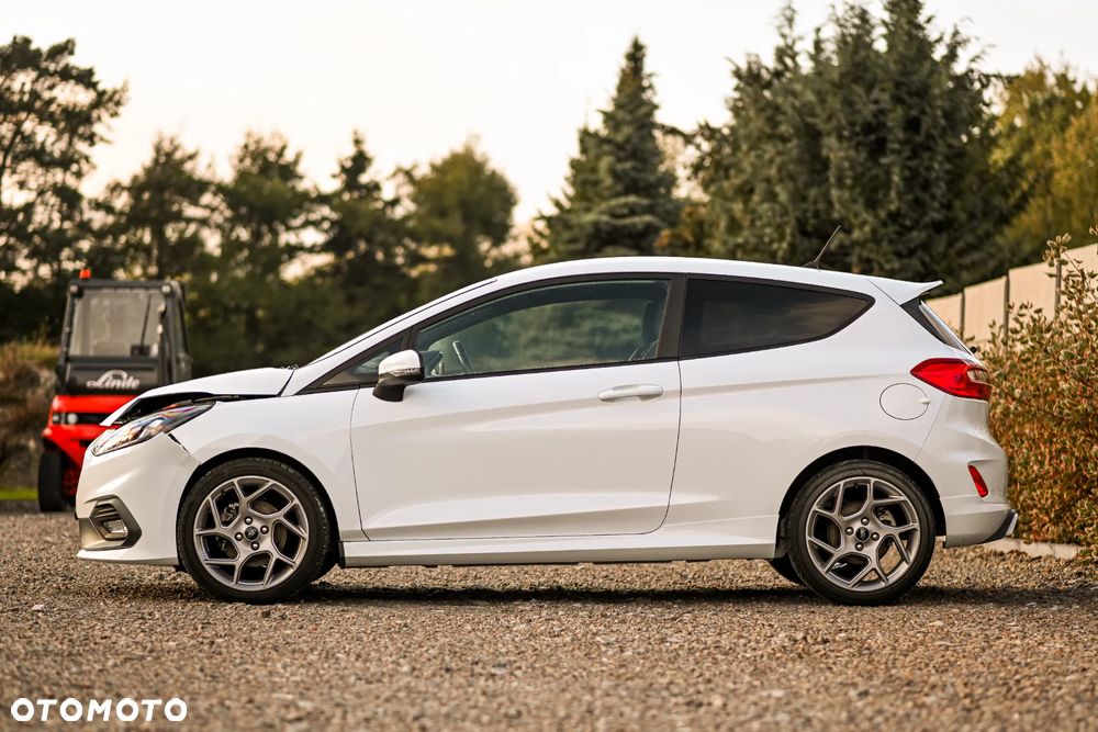 Ford Fiesta 1.5 EcoBoost S&S ST X - 4