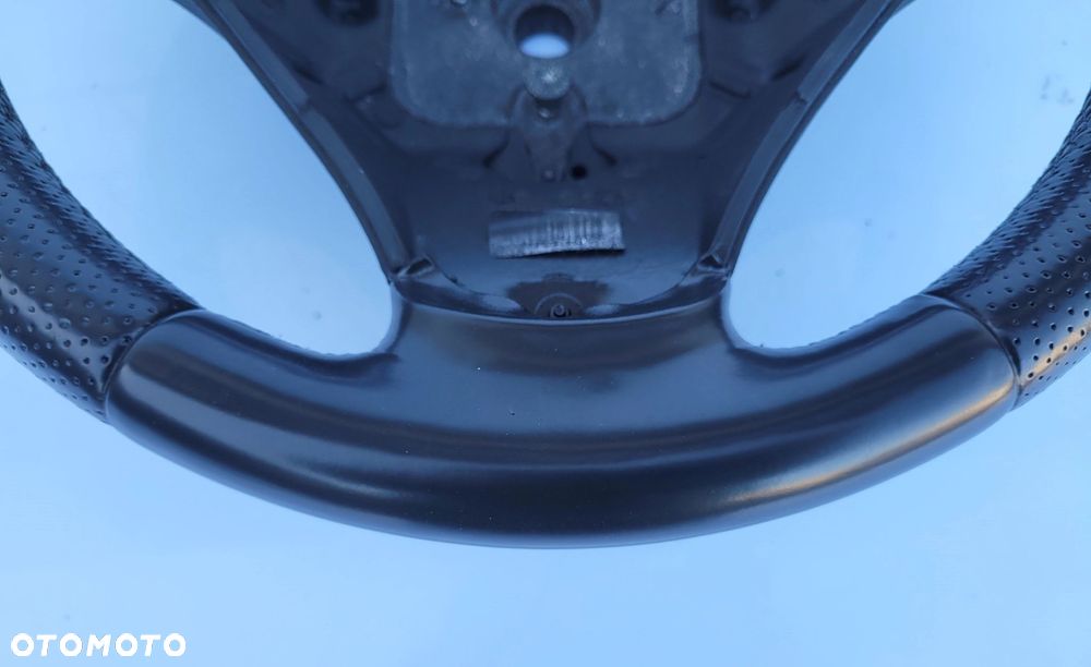 KIEROWNICA BMW E90 E91 E92 E93 E81 E82 E87 E88 E84 M PAKIET 320 BARDZO ŁADNA - 2