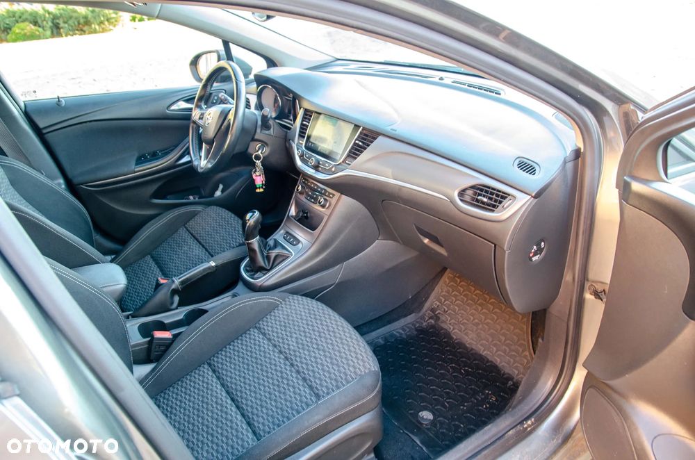 Opel Astra - 12
