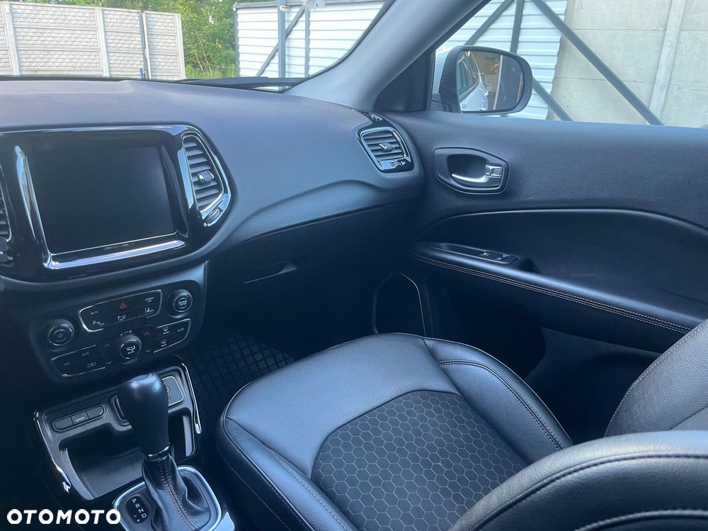 Jeep Compass 1.3 TMair Limited FWD S&S DDCT - 17