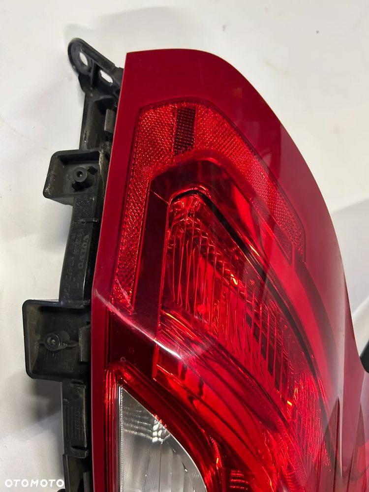 Volvo V-40 II lampa lewy tył 31395844 2012- - 2