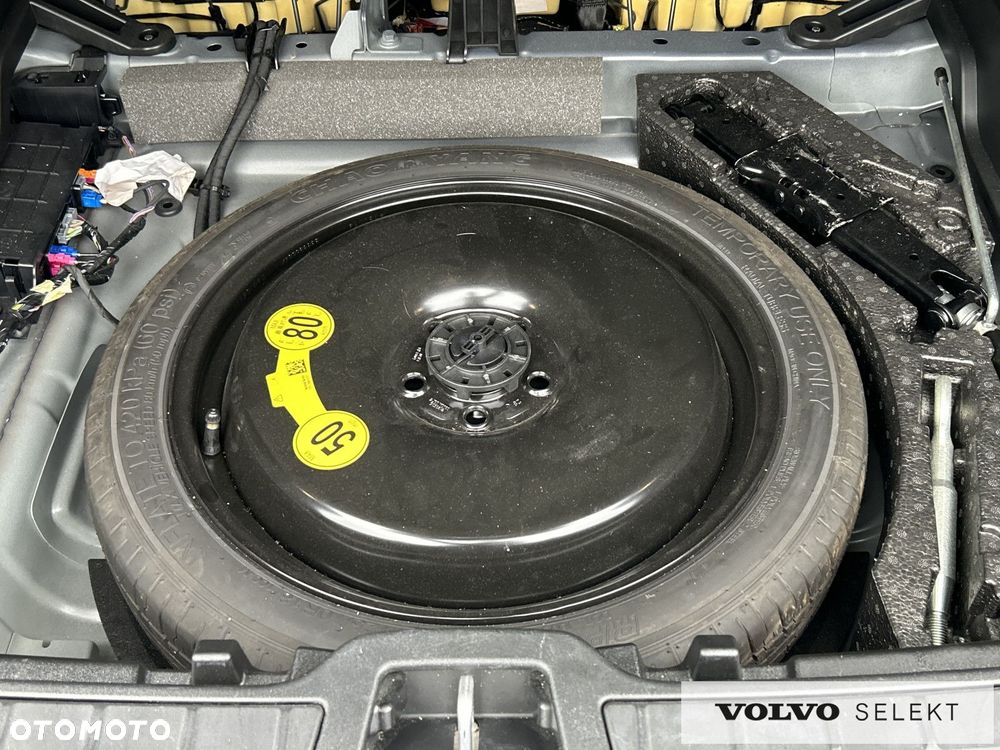 Volvo XC 40 - 24