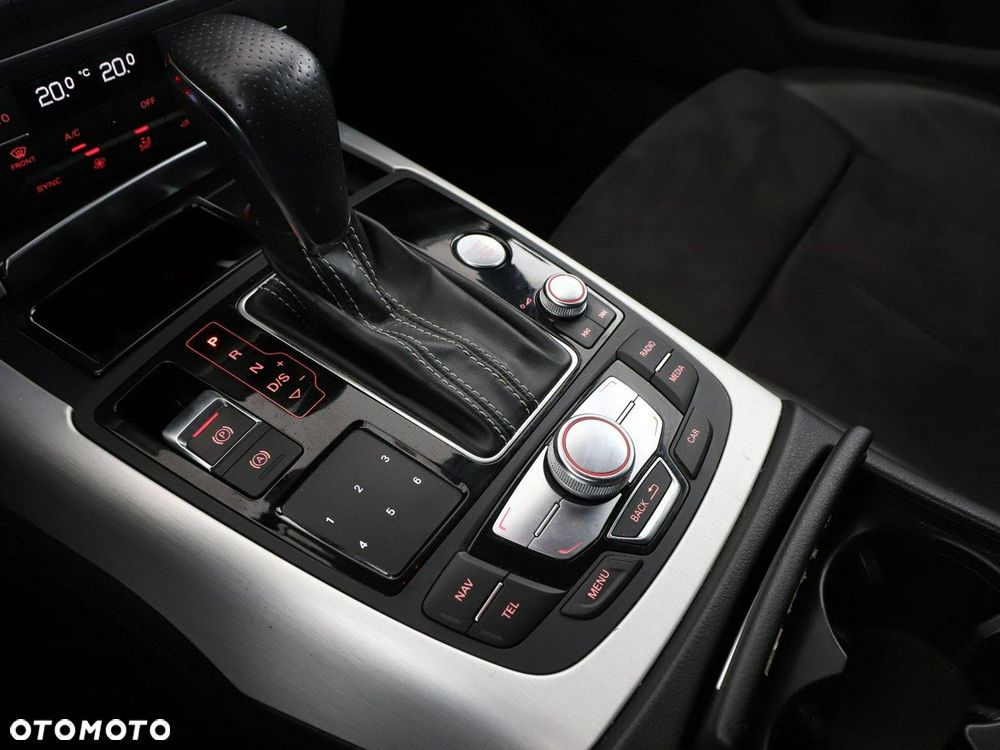 Audi A6 Avant 2.0 TDI quattro S tronic - 28