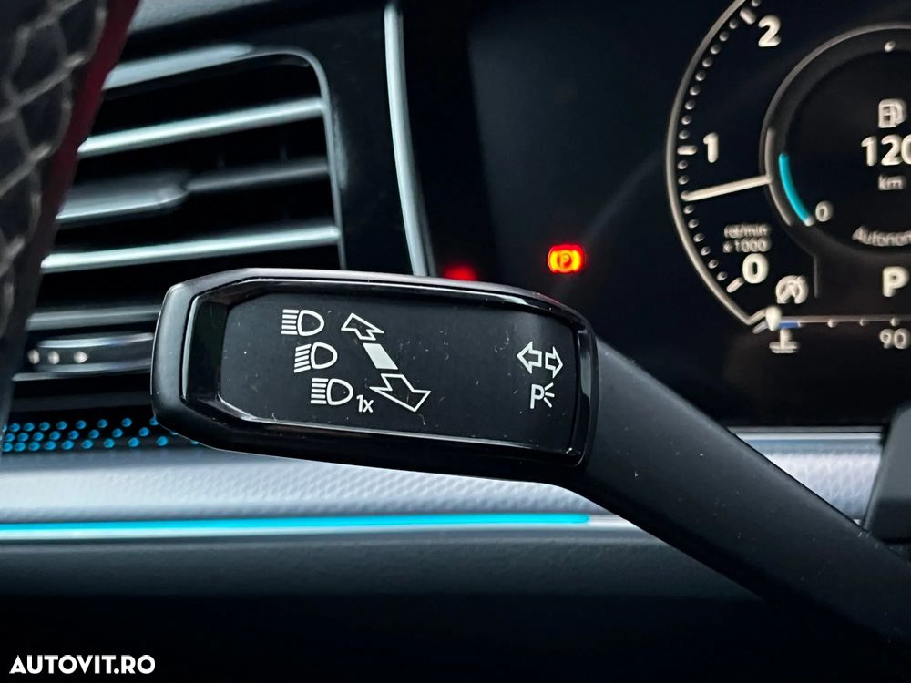 Volkswagen Touareg V6 TDI R-Style - 15