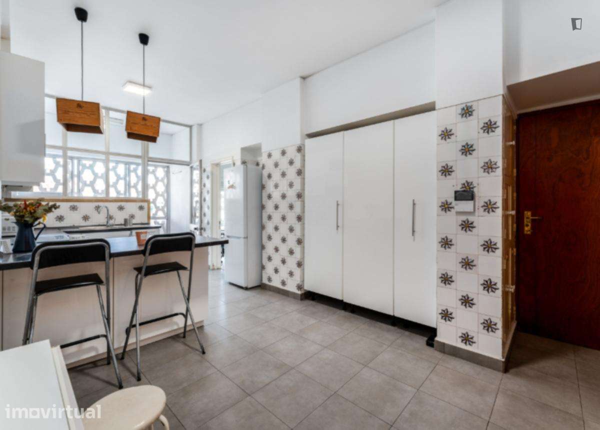 Quarto - localizado em Telheiras Lisbon - Grande imagem: 4/8