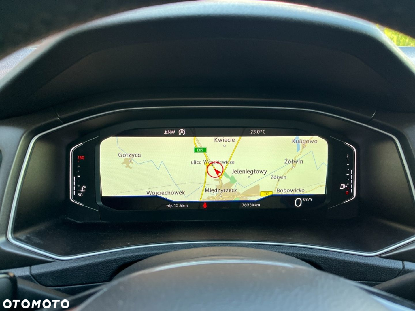 Volkswagen T-Roc 1.0 TSI IQ Drive - 9