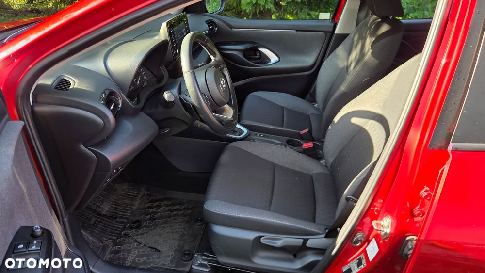 Toyota Yaris 1.5 Executive CVT - 13