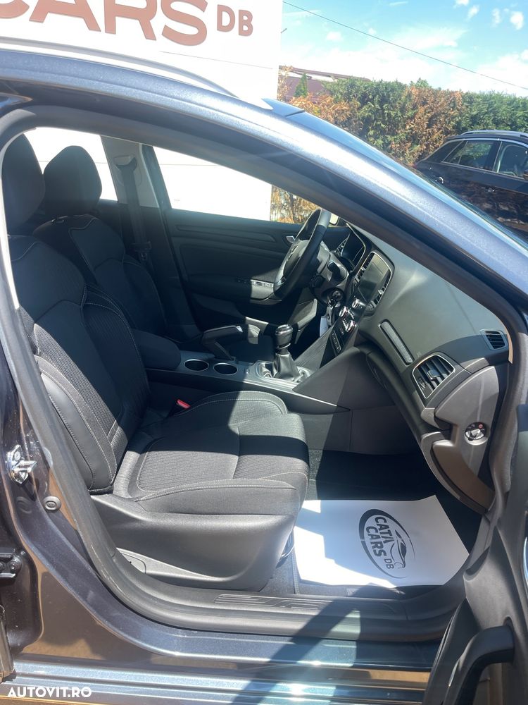 Renault Megane Blue dCi 116 Intens - 23