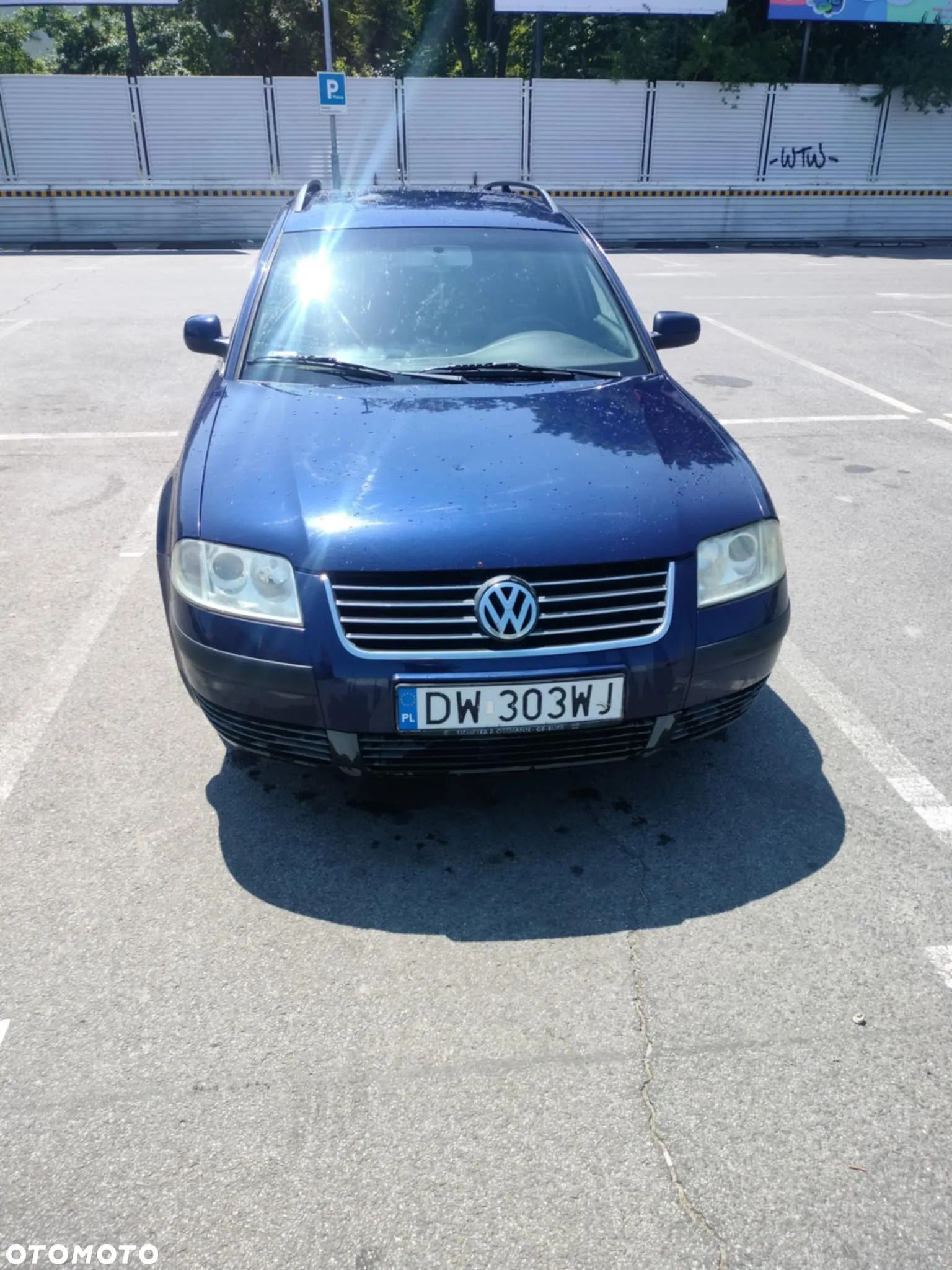 Volkswagen Passat 1.9 TDI Comfortline - 1