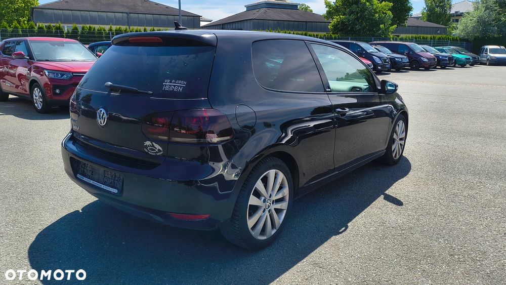 Volkswagen Golf - 31