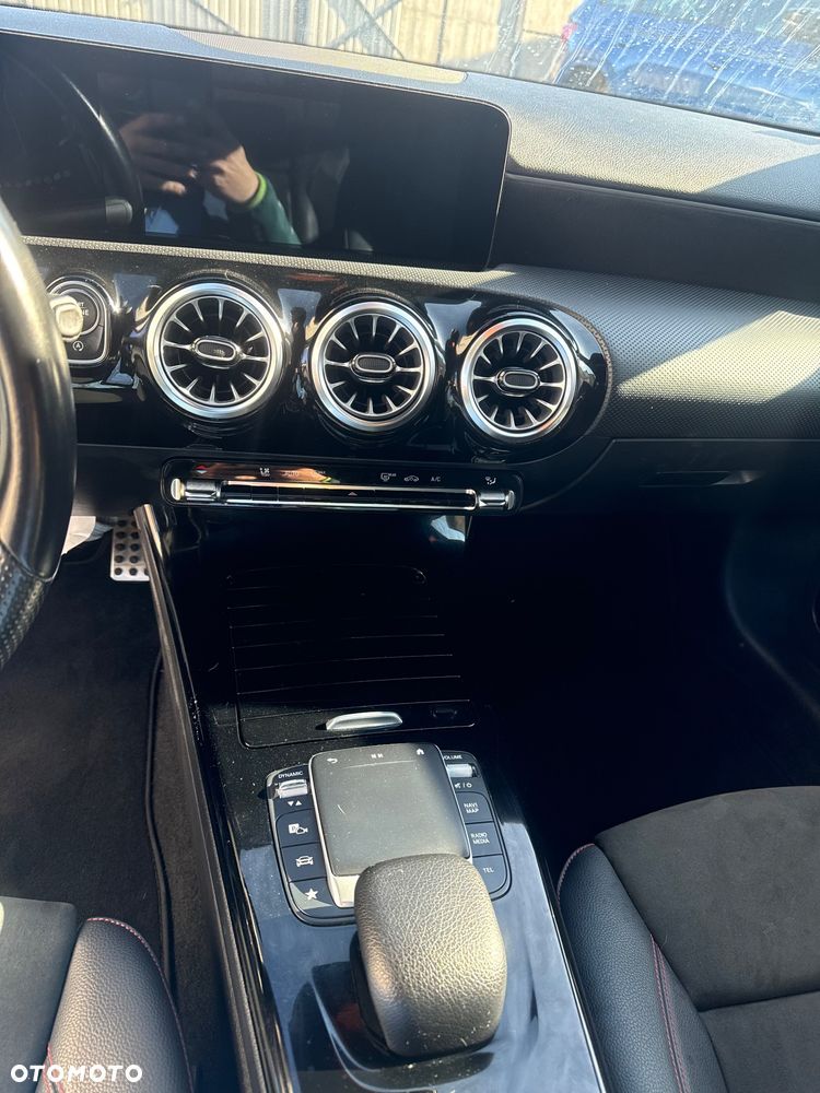 Mercedes-Benz Klasa A 180 d 8G-DCT AMG Line - 15