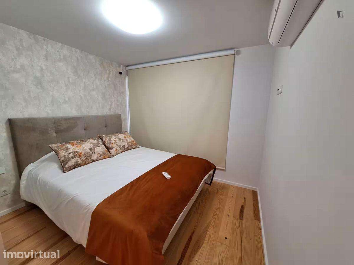 Apartamento com 2 quartos - localizado em Santo Ildefonso Porto - Grande imagem: 3/28