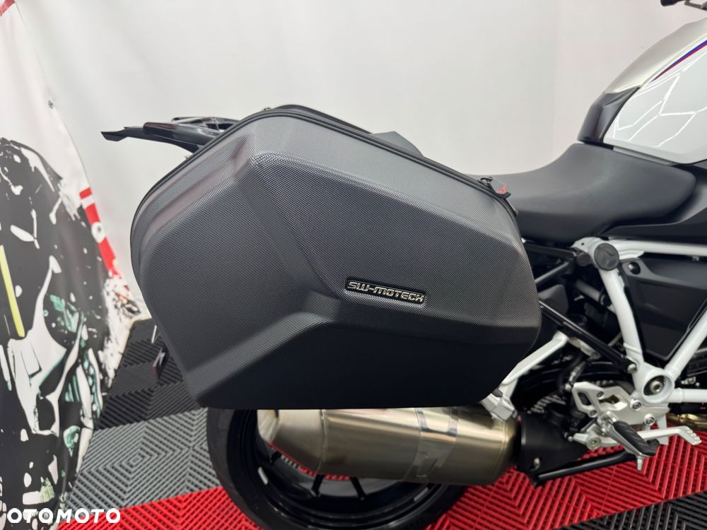 BMW R - 33