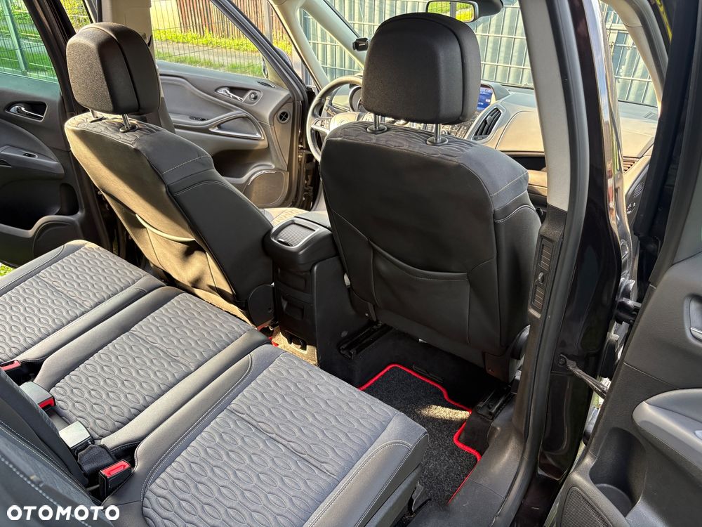 Opel Zafira - 21