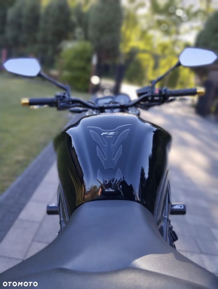 Yamaha FZ - 6