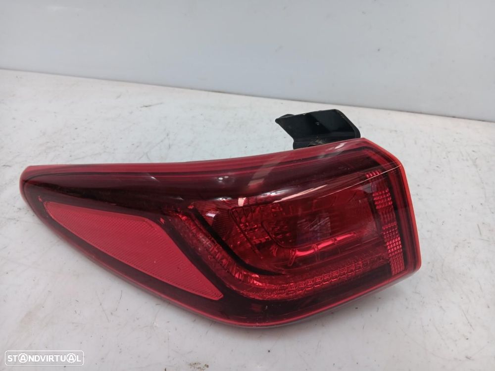 FAROLIM TRASEIRO ESQUERDO HYUNDAI KONA OS - 1