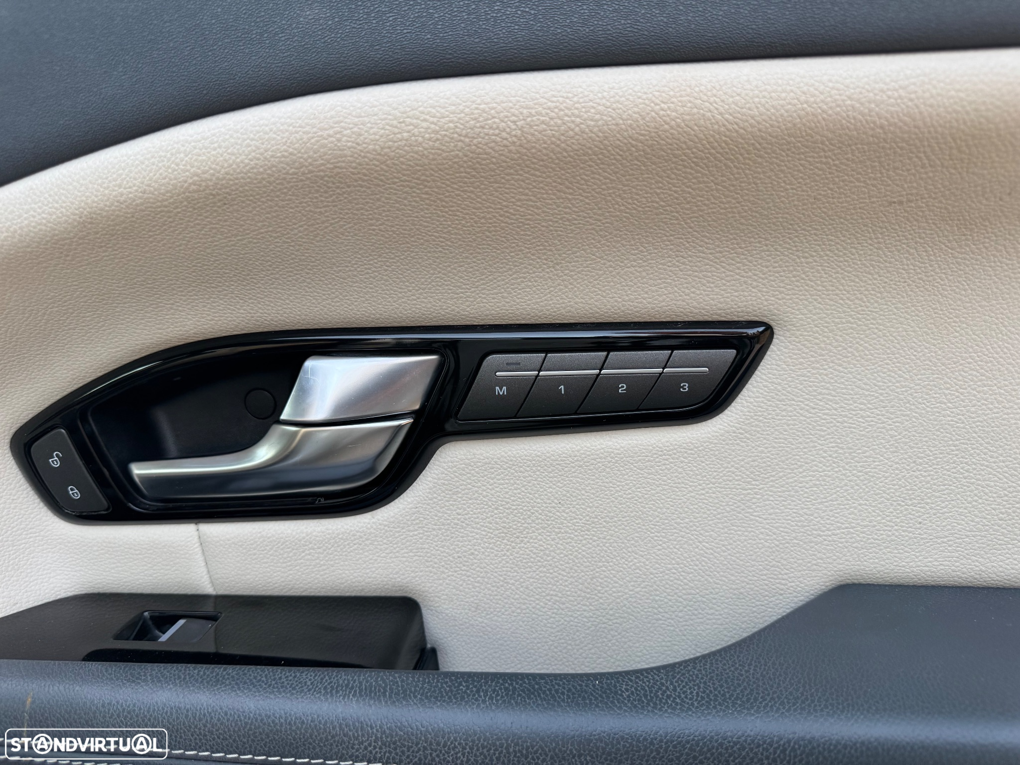 Land Rover Range Rover Evoque 2.0 TD4 SE Dynamic Special Edition - 25