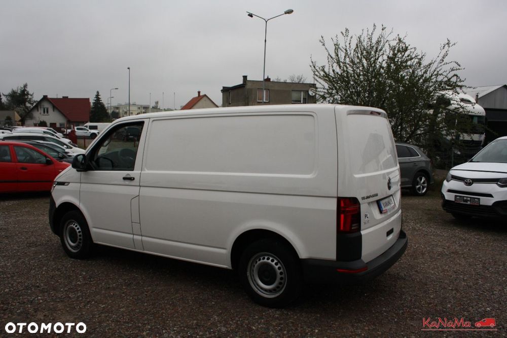 Volkswagen Transporter - 11