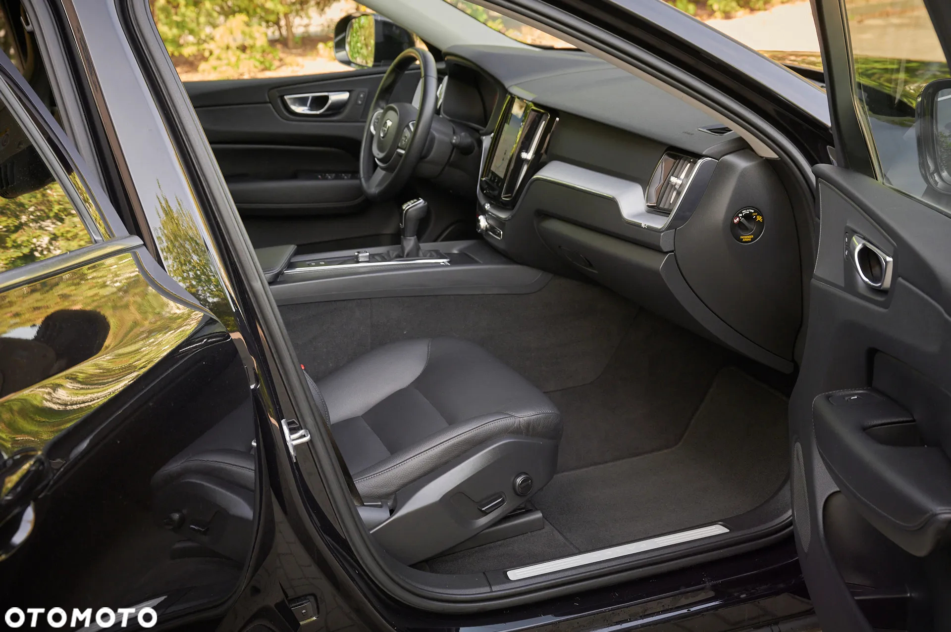 Volvo XC 60 D3 Momentum Pro - 31