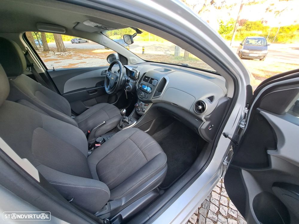 Chevrolet Aveo 1.2 LTZ - 19