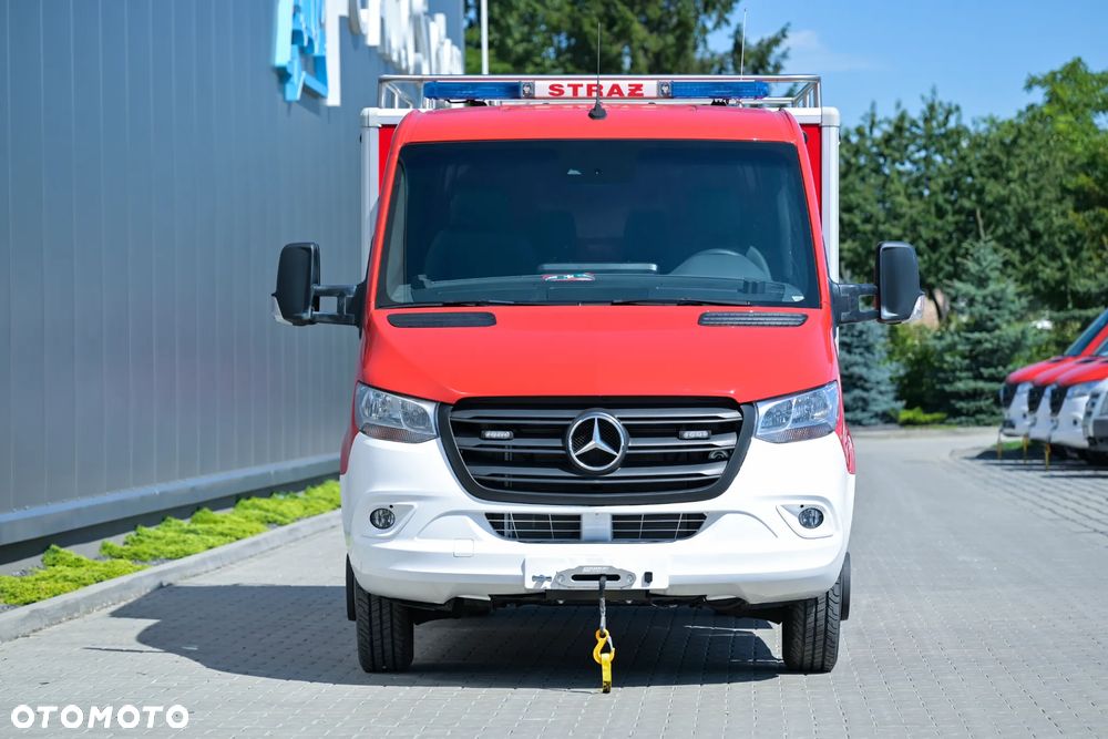 Mercedes-Benz Sprinter - 3