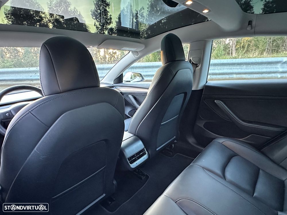 Tesla Model 3 Long Range AWD Dual Motor - 17