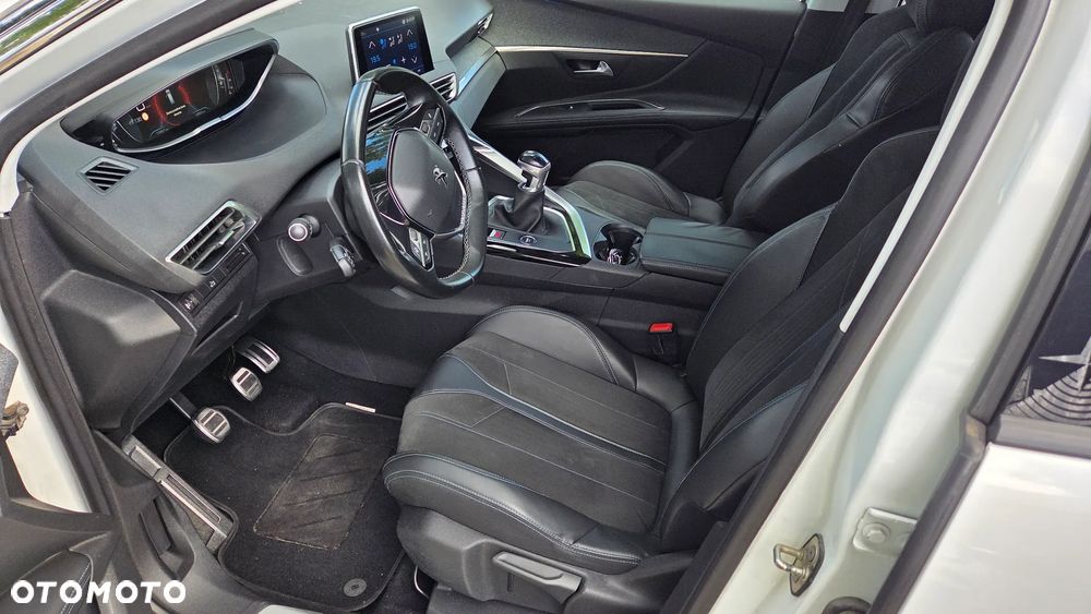 Peugeot 5008 BlueHDi 130 Crossway - 11