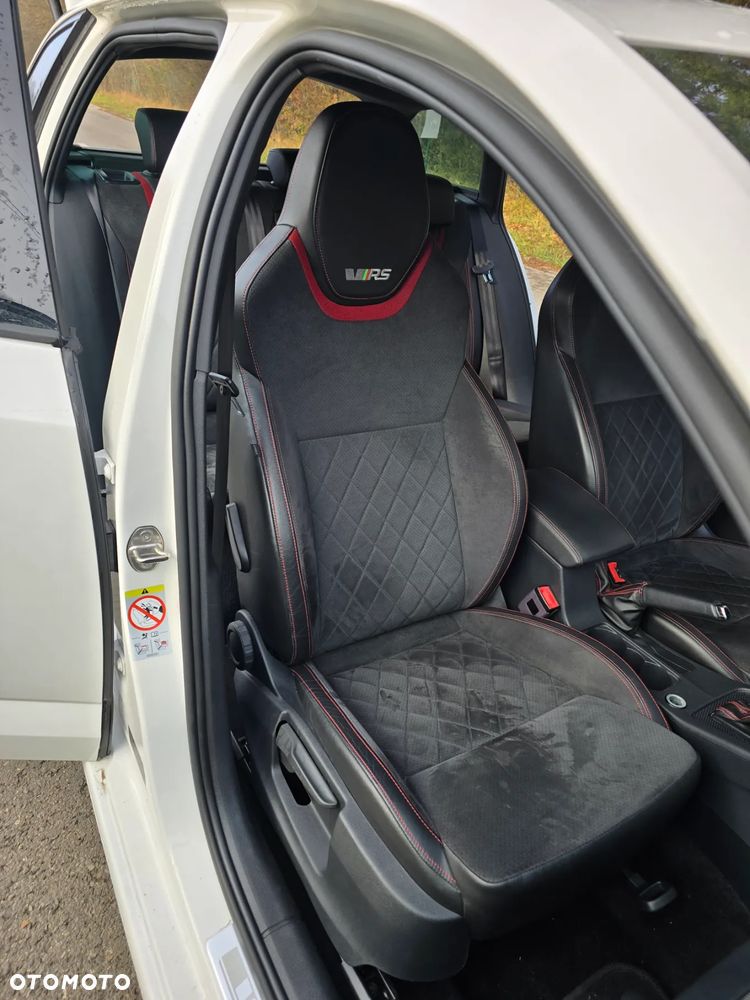 Skoda Octavia 2.0 TDI 4x4 DSG RS - 23