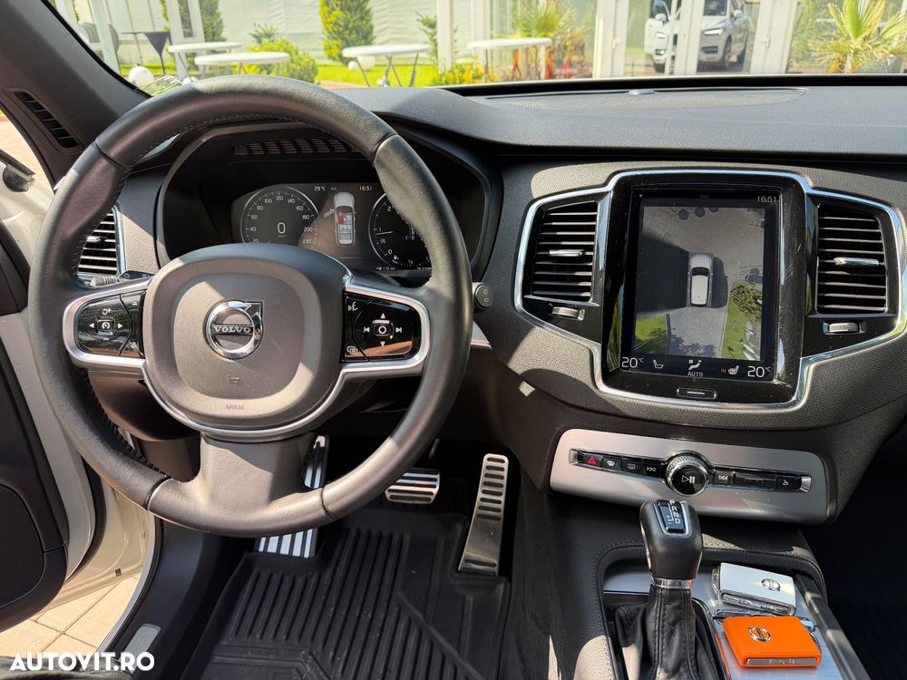 Volvo XC 90 D5 AWD R-Design - 24