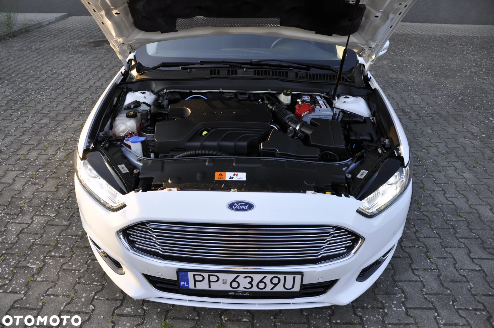 Ford Mondeo Turnier 2.0 TDCi PowerShift-Aut Allrad Titanium - 33