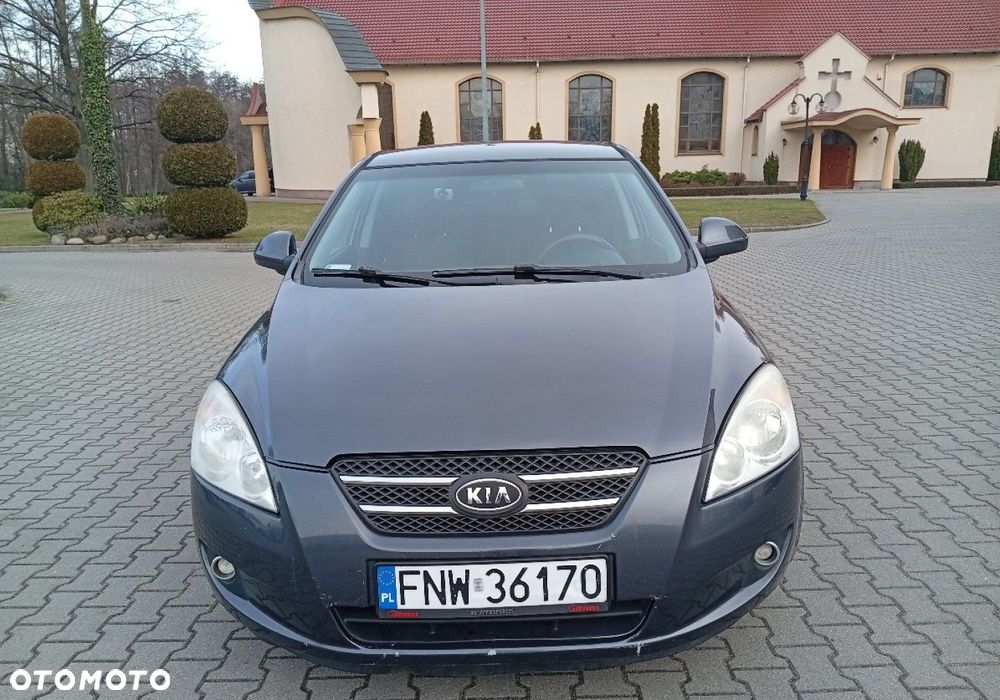 Kia Ceed - 2