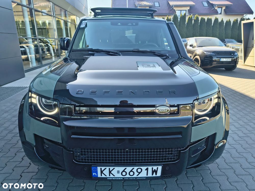 Land Rover Defender - 7