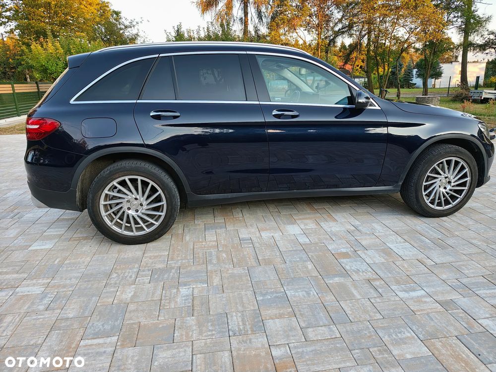 Mercedes-Benz GLC - 7