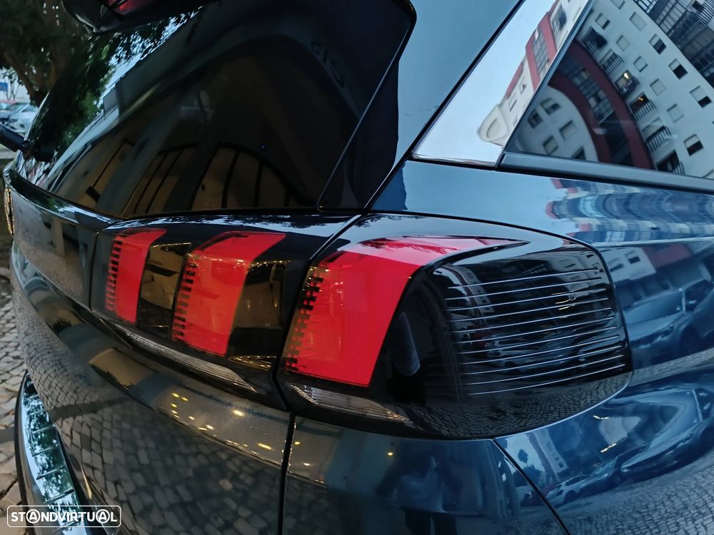 Peugeot 5008 PureTech 130 EAT8 Stop & Start Allure - 18