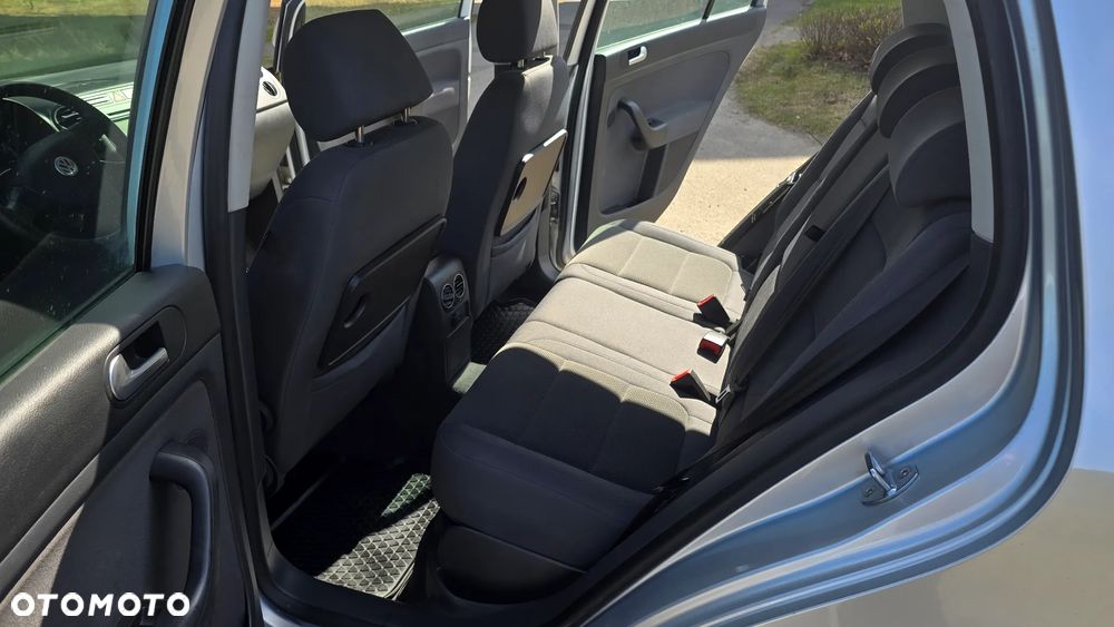 Volkswagen Golf Plus 1.6 Comfortline - 24