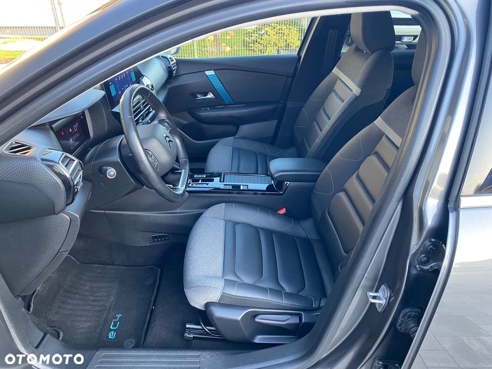 Citroën C4 EV156 54kWh E-Series - 12