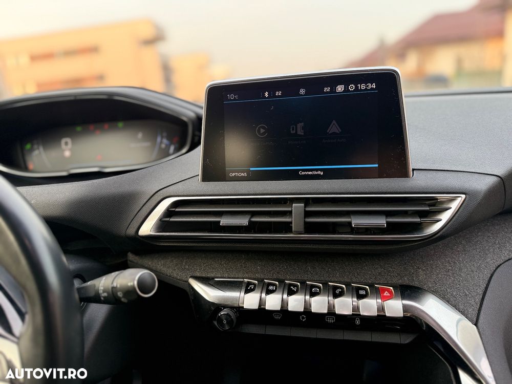 Peugeot 3008 PureTech 130 Stop & Start GPF Active Pack - 17