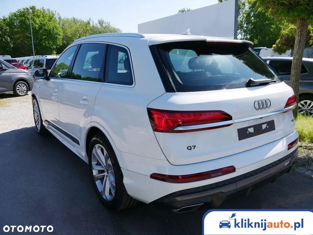 Audi Q7 - 3